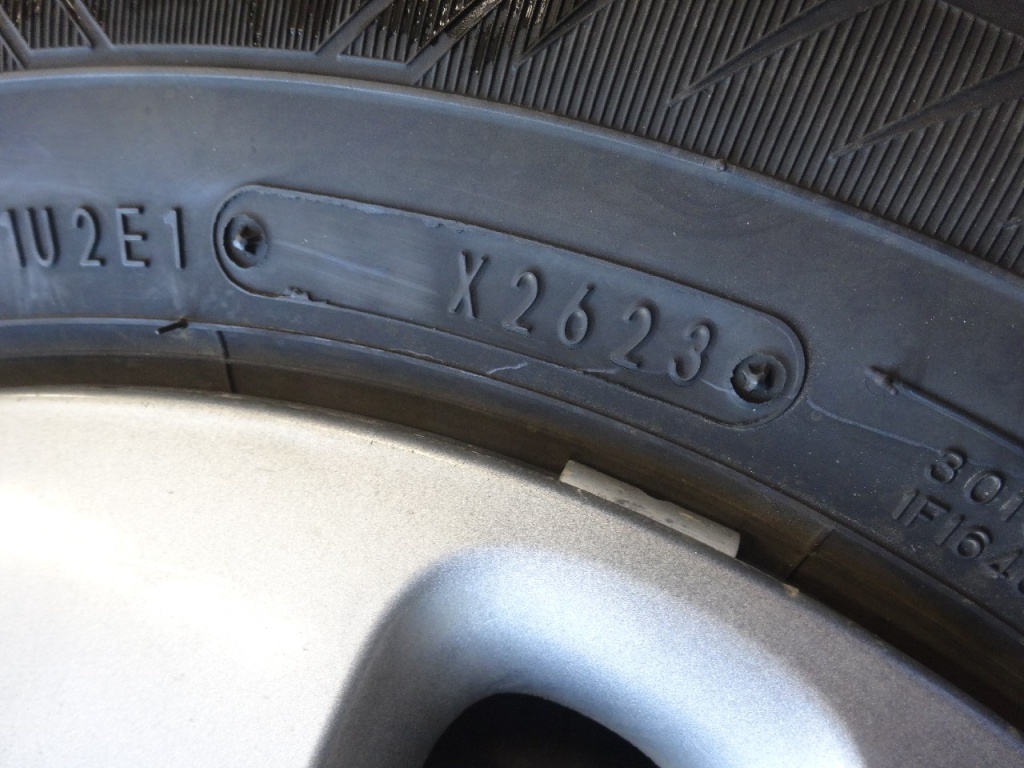 Daihatsu - Daihatsu Genuine Steel/GY13-inch Studless Tires (4 tires)