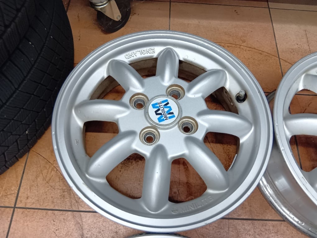 Daihatsu - Daihatsu Genuine Mini Light/14-inch wheels (4 wheels)