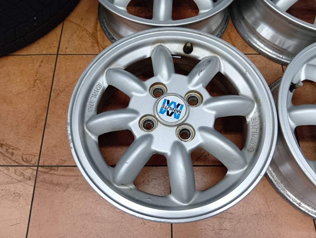 Daihatsu - Daihatsu Genuine Mini Light/14-inch wheels (4 wheels)