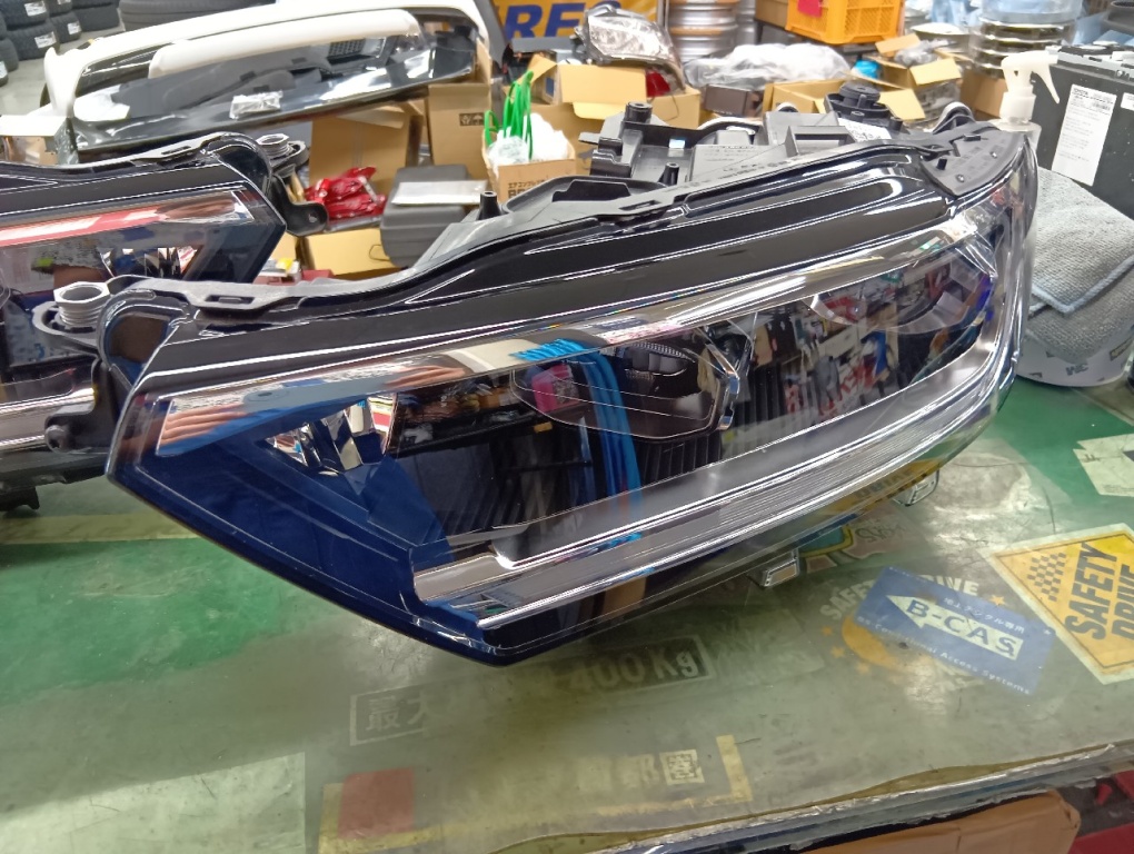 Volkswagen - Operation not confirmed! T-Roc genuine headlight set (left and right)