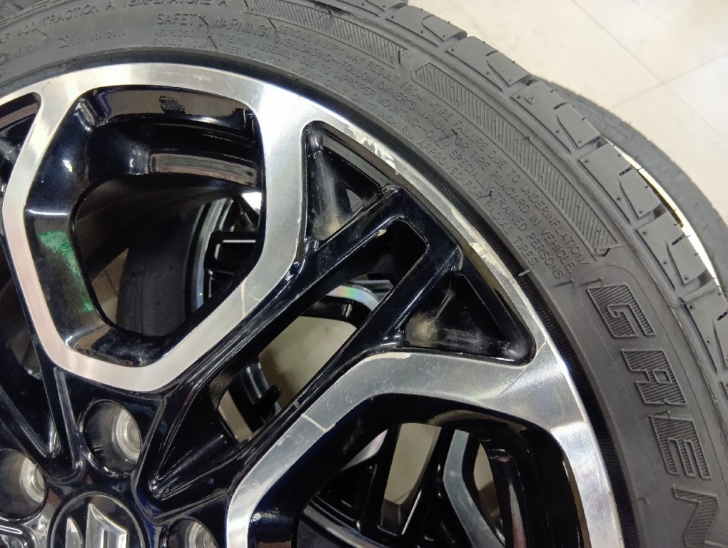 Suzuki - Genuine ZC33 Swift Sport 17-inch wheels (set of 4