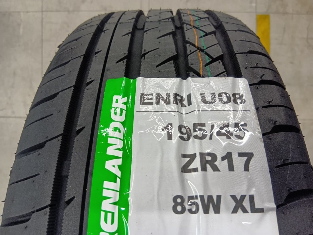 Suzuki - Genuine ZC33 Swift Sport 17-inch wheels (set of 4