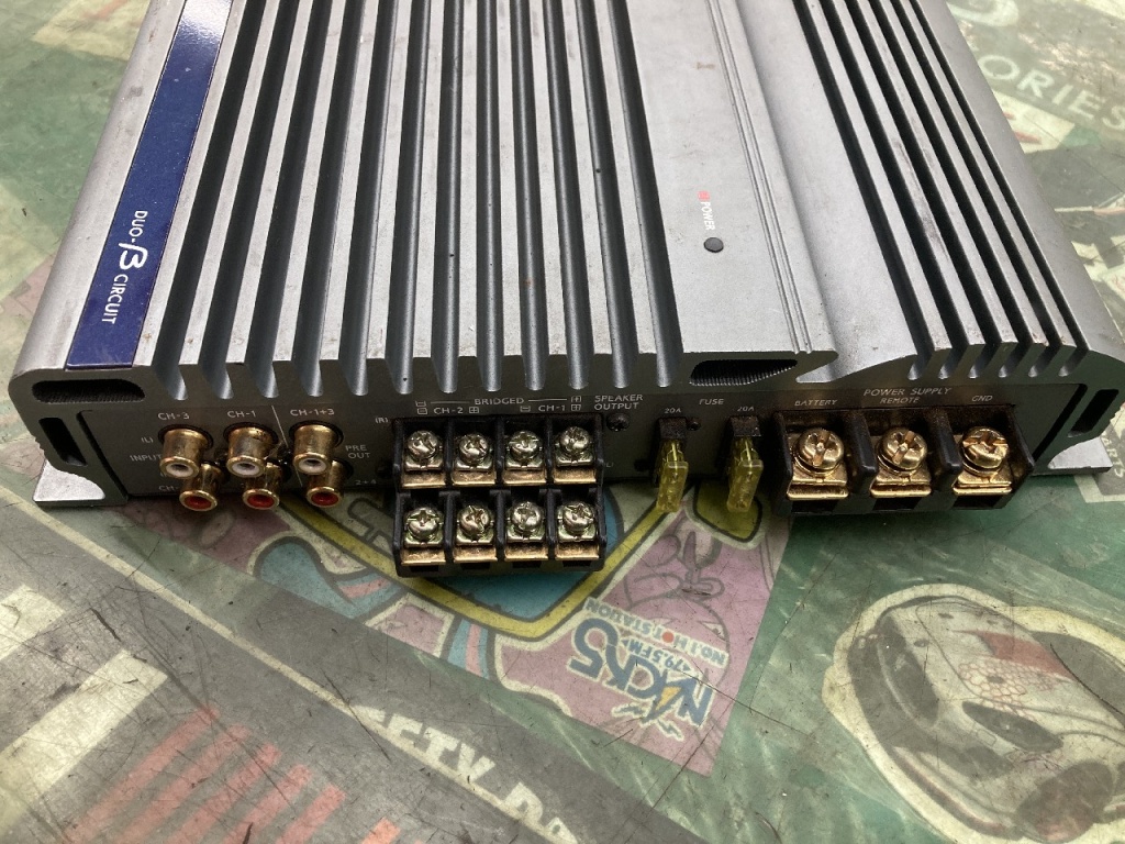 Alpine - Damaged 4/3/2ch amplifier (MRV-F400S) - Nengun Performance