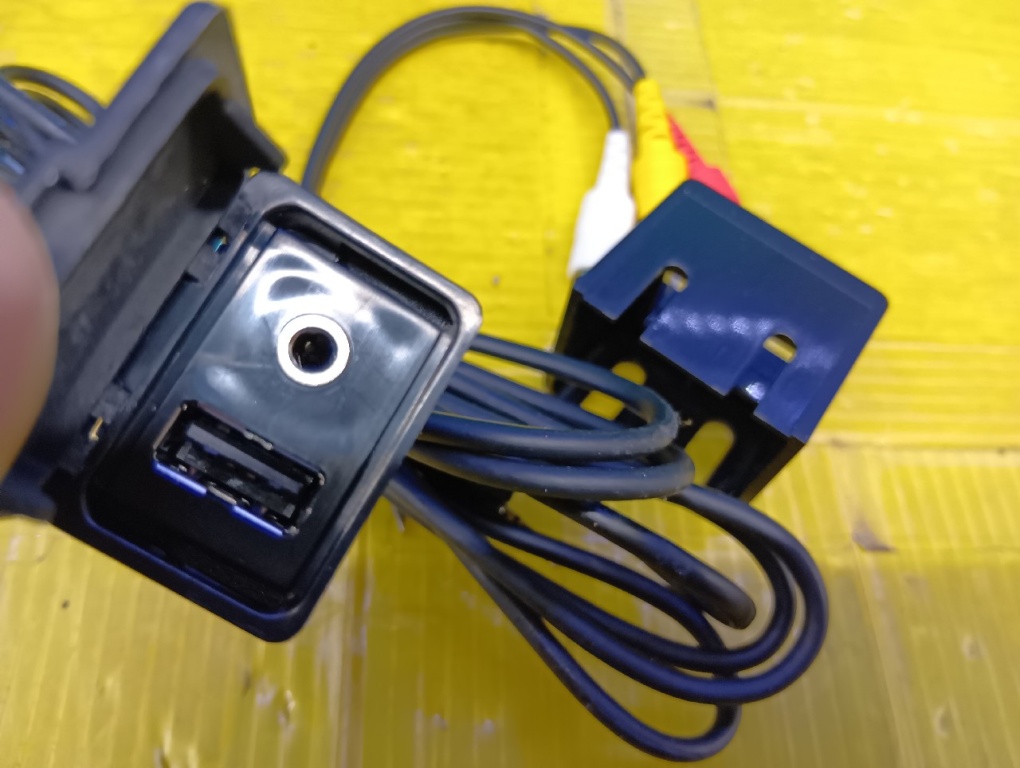 Unknown - USB/VTR adapter EFK-101A