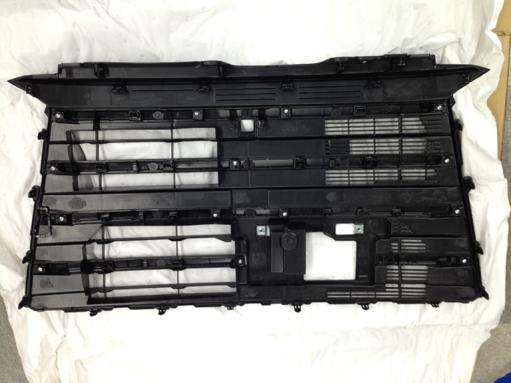 Daihatsu - Tanto Custom/LA650S Late Model Genuine Front Grille