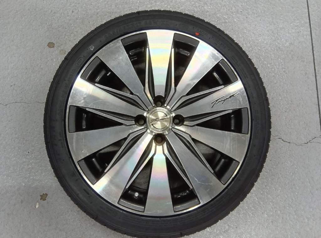 BADX - W.VISION/New Import 17-inch 4 wheels