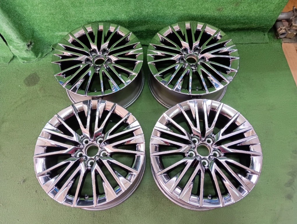 Toyota - Set of 4 genuine Toyota (Crown) 18-inch wheels - Nengun