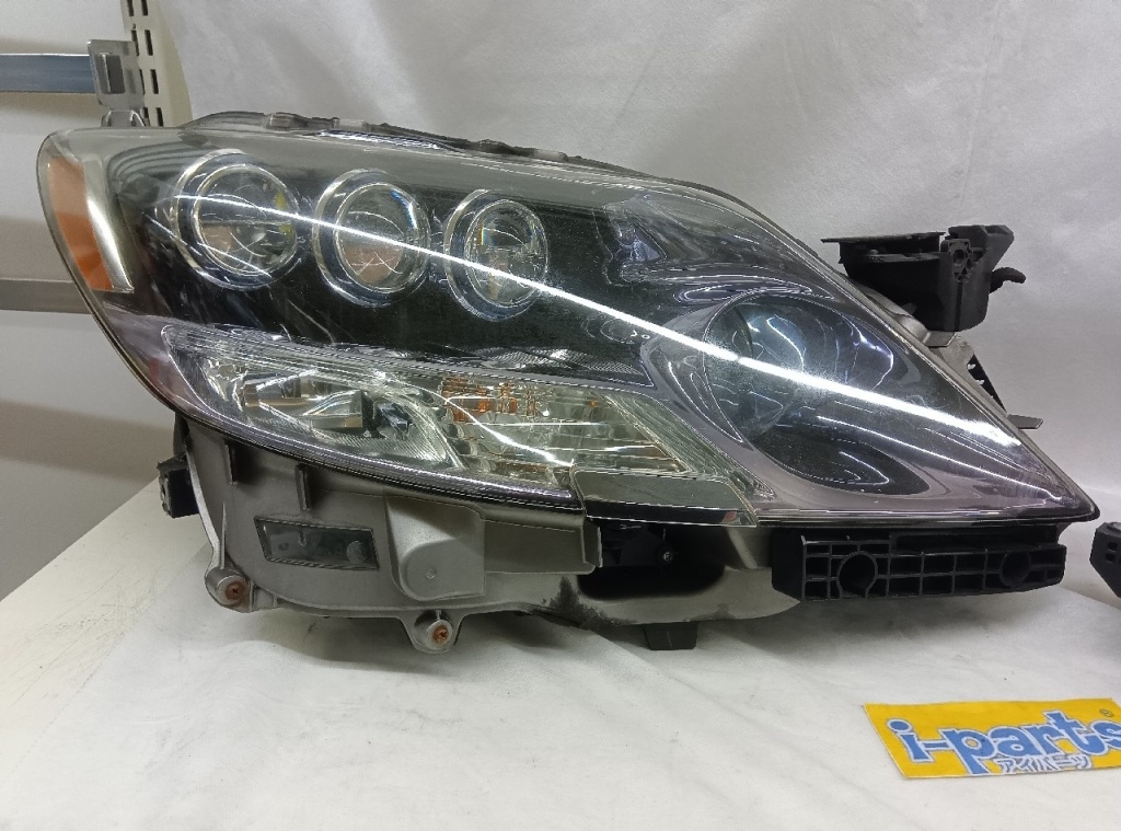 パーツ LS600 Genuine Headlight (Early Model Lexus - Lexus LS600h (early model) genuine headlight set (left and