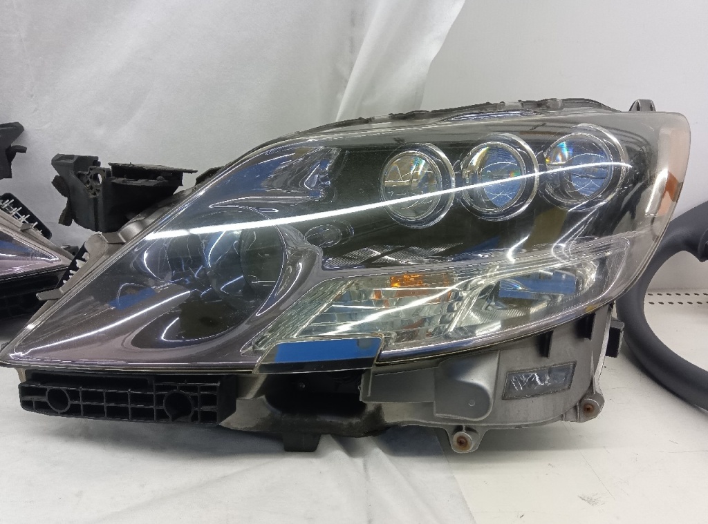 パーツ LS600 Genuine Headlight (Early Model Lexus - Lexus LS600h (early model) genuine headlight set (left and