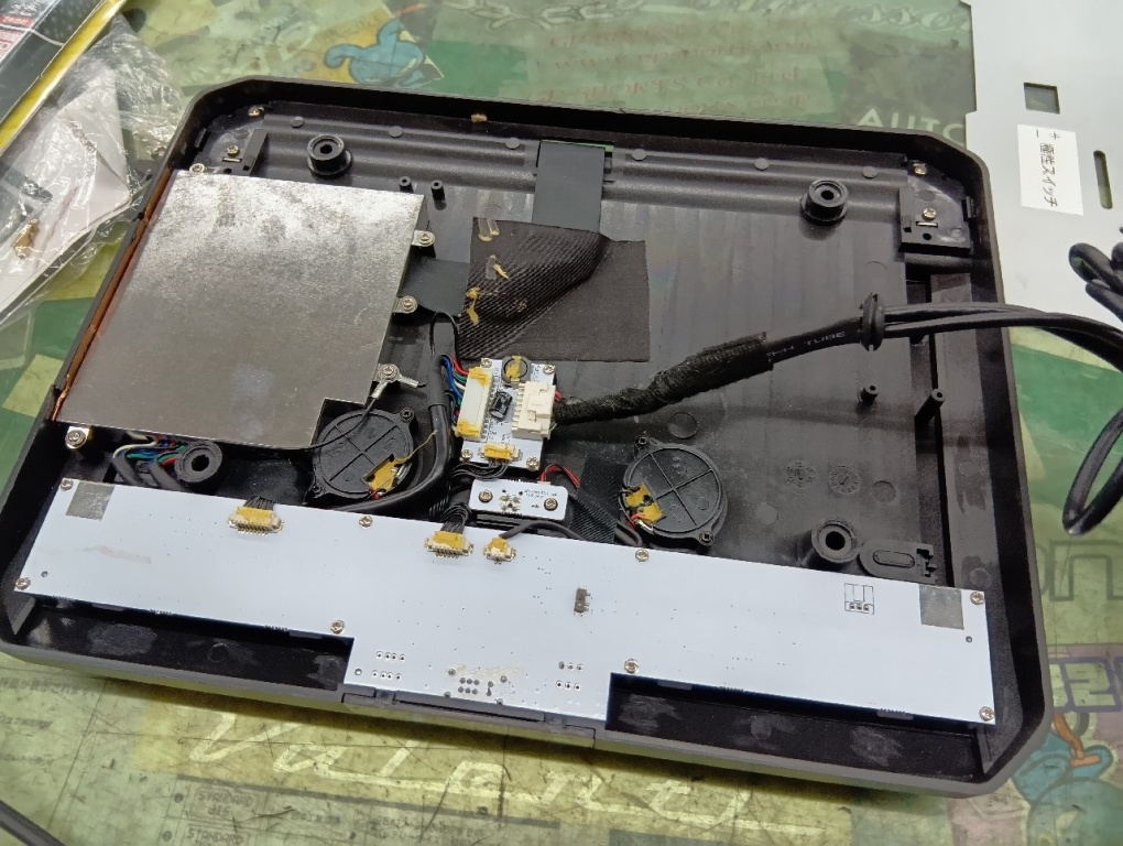 Unknown - Used! 9.8-inch flip-down monitor