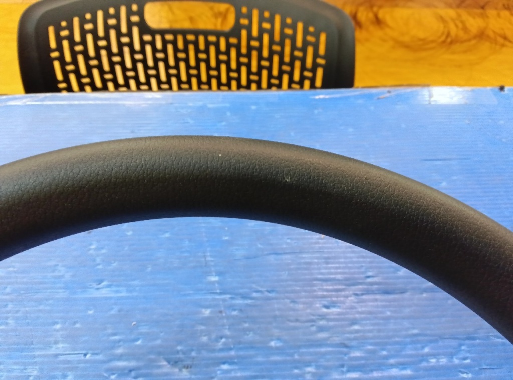 Daihatsu - Atrai (S710V) genuine steering wheel