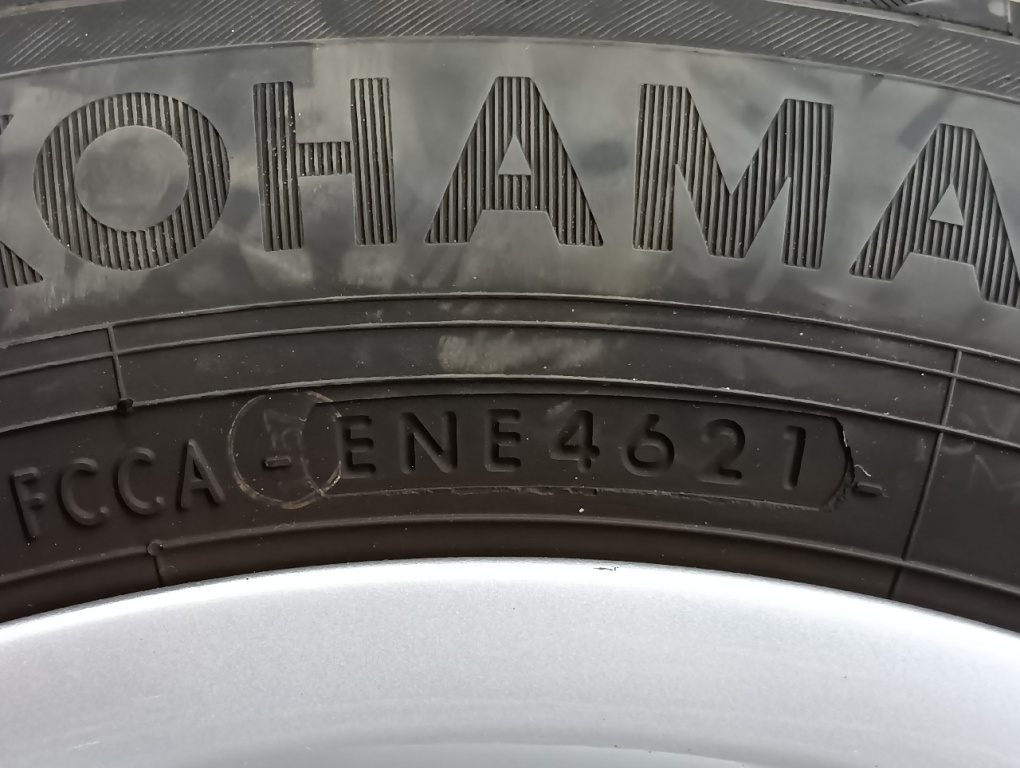 Audi - Audi A1 Genuine YH15-inch Studless Tires (Set of 4)