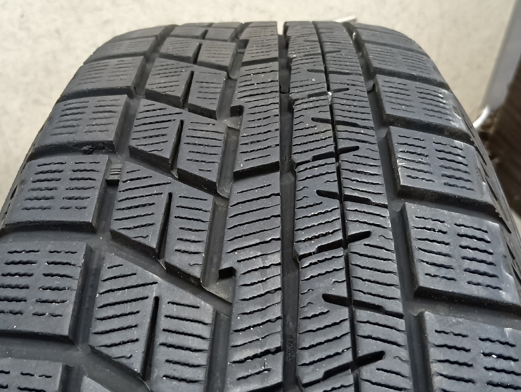 Audi - Audi A1 Genuine YH15-inch Studless Tires (Set of 4)