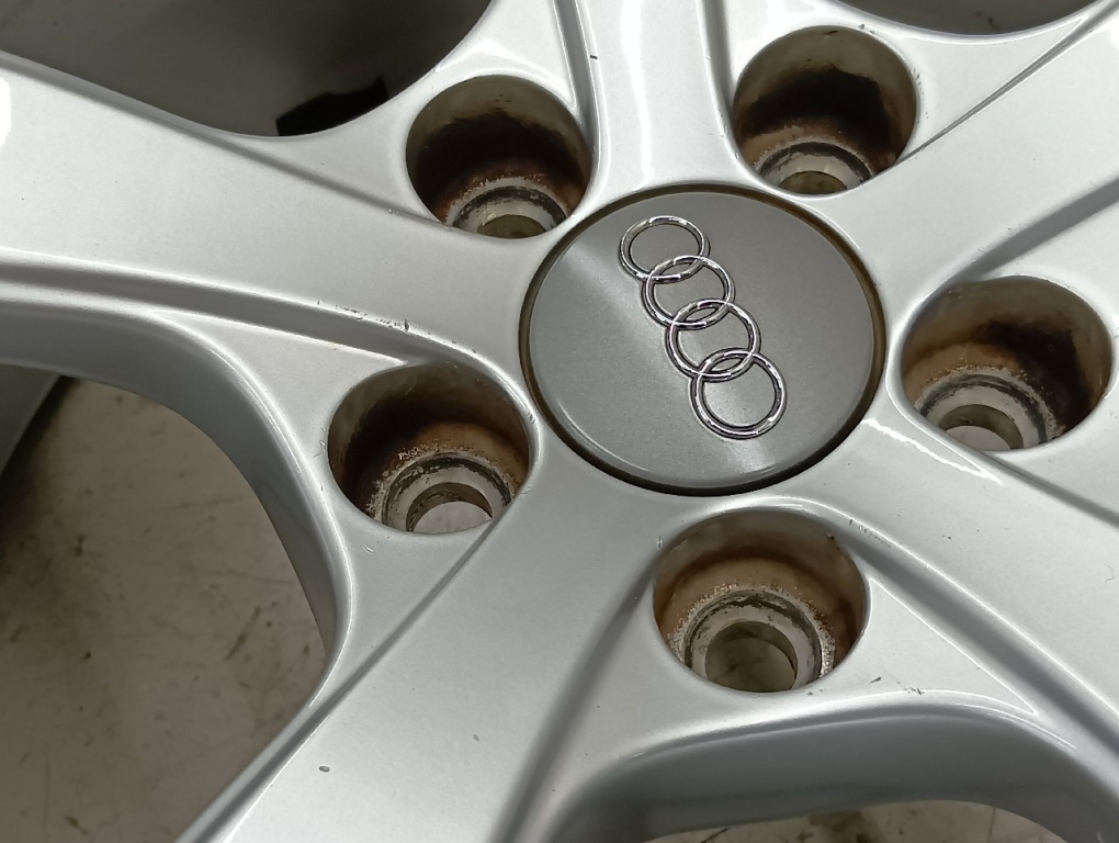 Audi - Audi A1 Genuine YH15-inch Studless Tires (Set of 4)