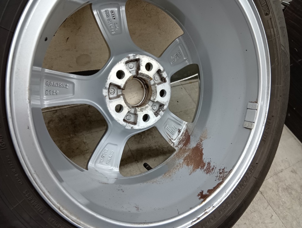 Audi - Audi A1 Genuine YH15-inch Studless Tires (Set of 4)