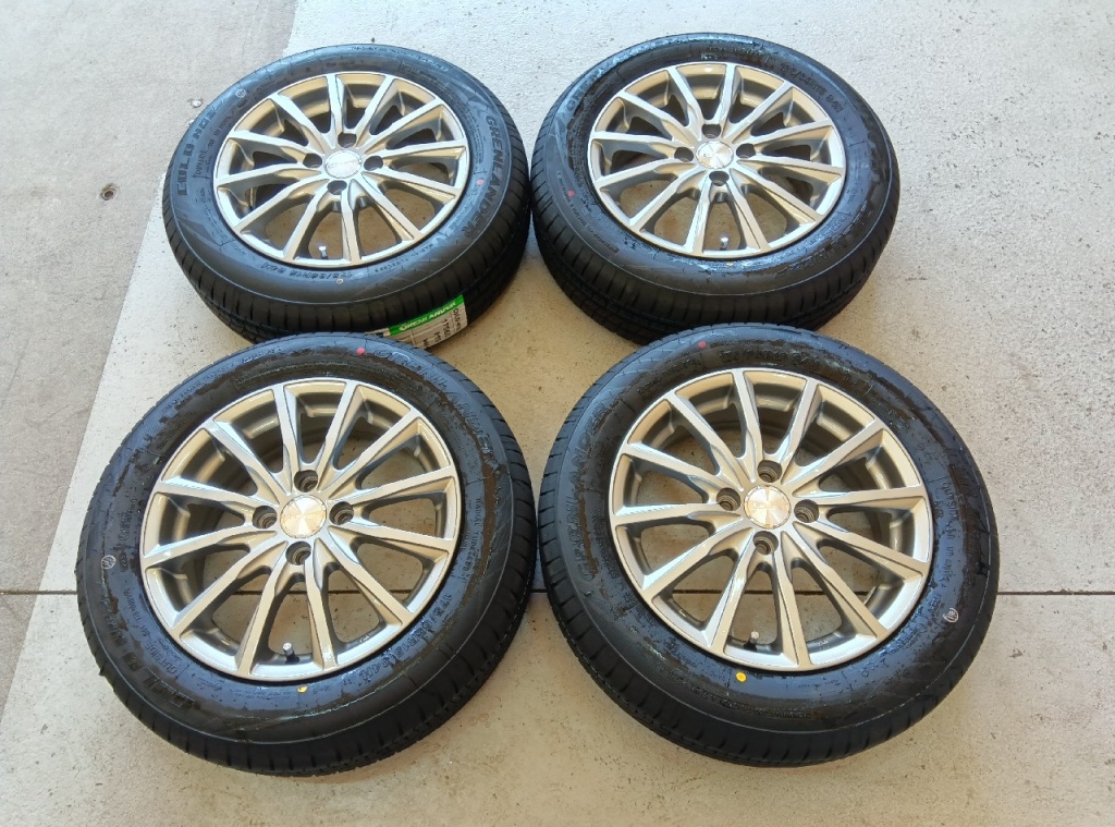 Autobacs - LEBEN/New Import 15-inch Set of 4