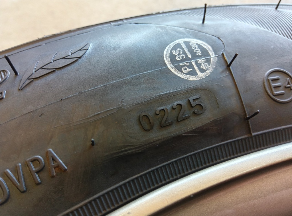 Autobacs - LEBEN/New Import 15-inch Set of 4