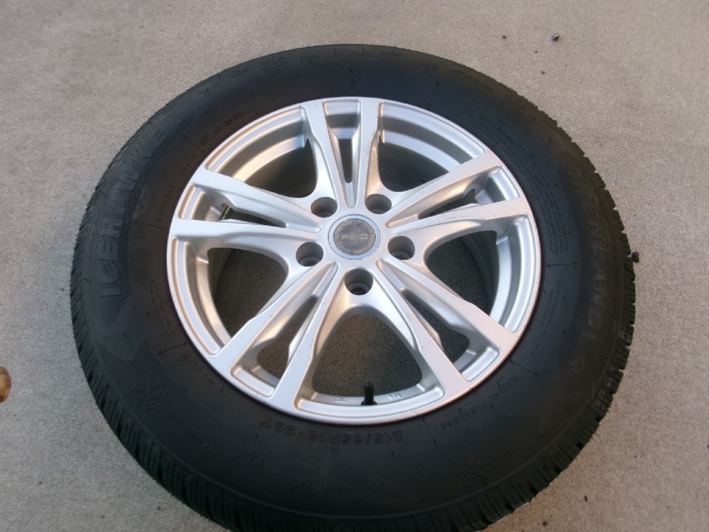 Bridgestone - FEID/New 16-inch studless tires (set of 4)