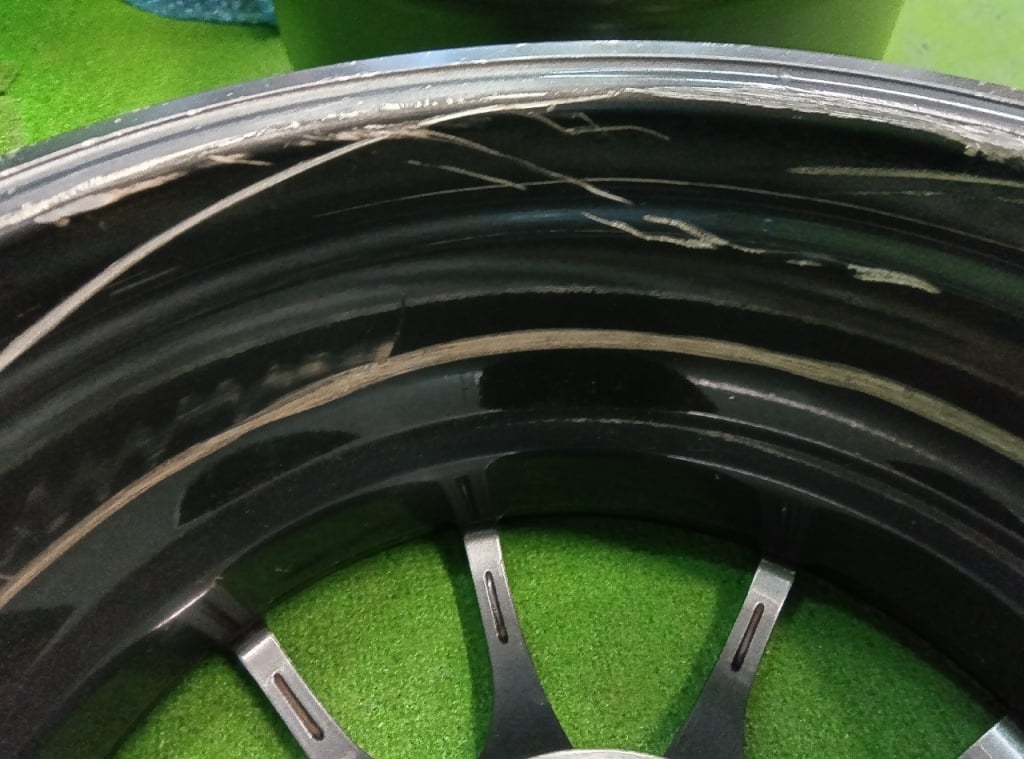 Yokohama - Damaged! ADVAN RZ 16-inch wheels (set of 2)