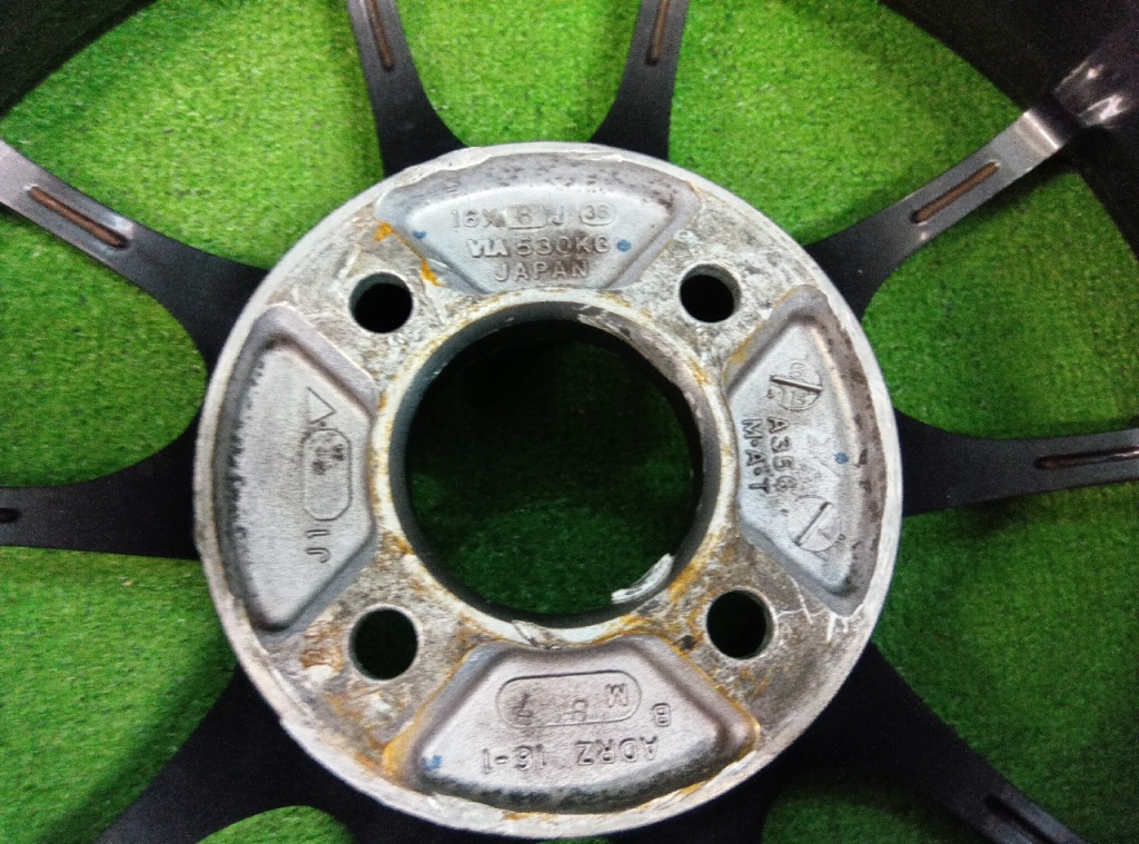 Yokohama - Damaged! ADVAN RZ 16-inch wheels (set of 2)