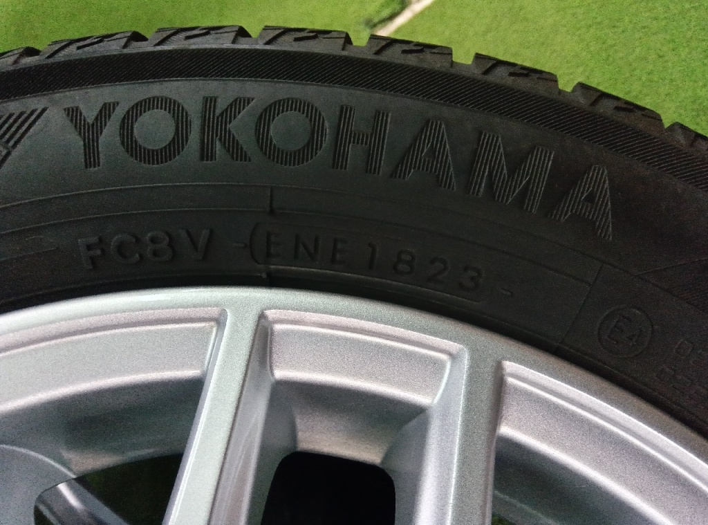 Daihatsu - Daihatsu Genuine YH14-inch Studless Tires (Set of 4)