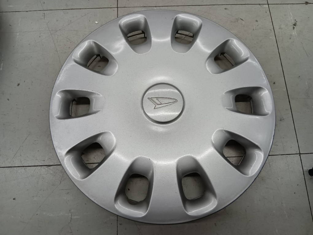 Daihatsu - Used! Daihatsu Genuine 13-inch Wheel Caps (Set of 4)