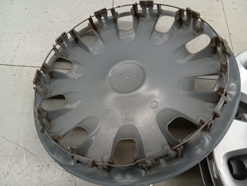 Daihatsu - Used! Daihatsu Genuine 13-inch Wheel Caps (Set of 4)