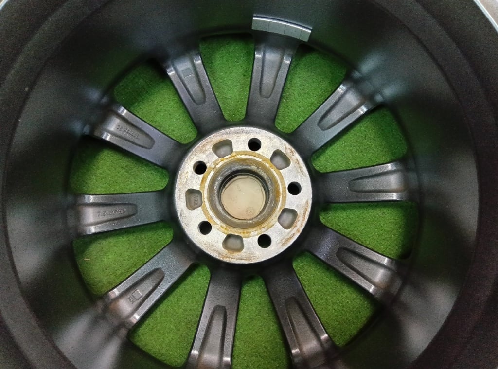 OZ Racing - OZ Michelangelo 17-inch wheels (set of 4) - Nengun