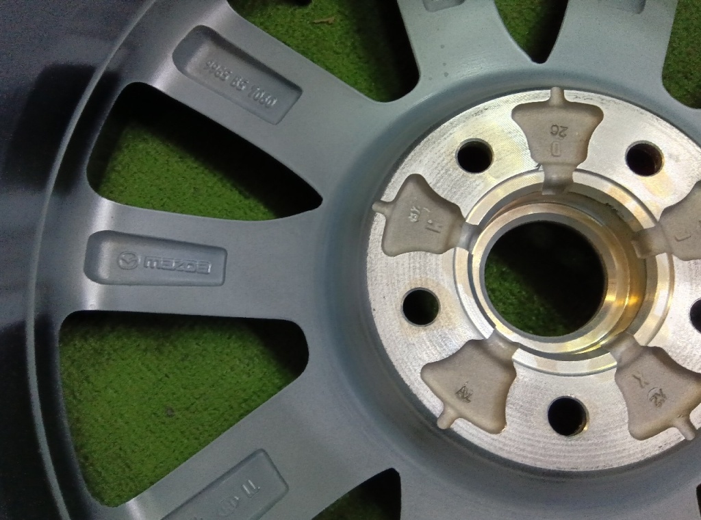 Mazda - Set of 4 genuine Mazda 3 18-inch wheels - Nengun Performance