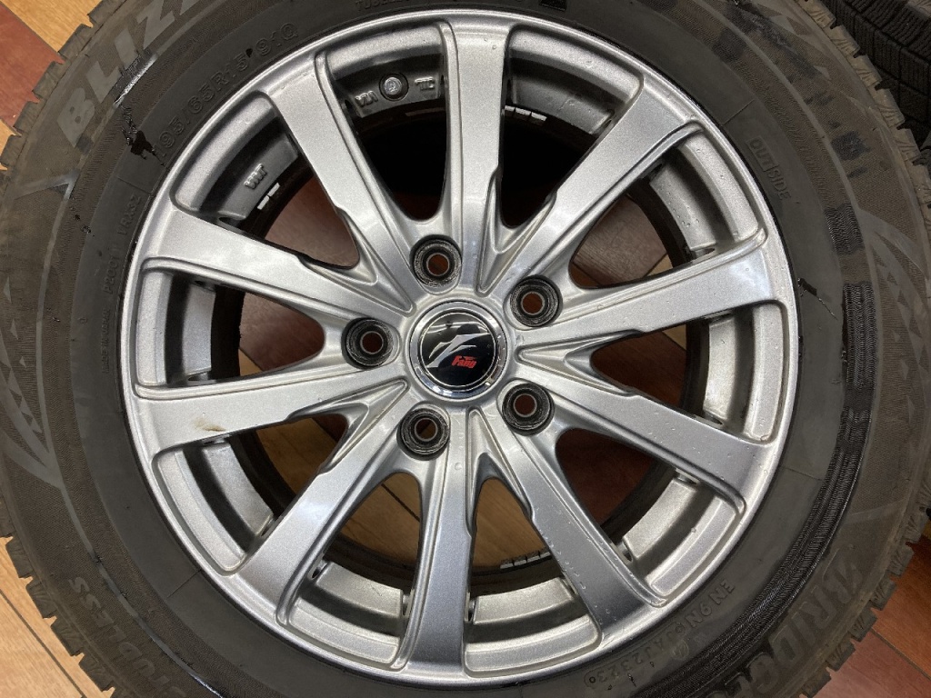 weds - Fang/BS 15-inch studless tires (set of 4) - Nengun Performance