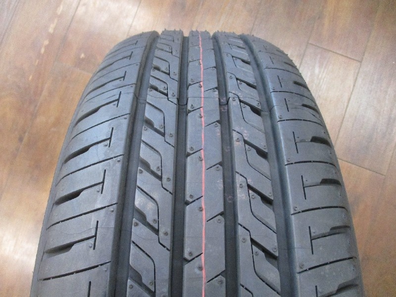 Bridgestone - Unused SL201 tires (215/60R17)