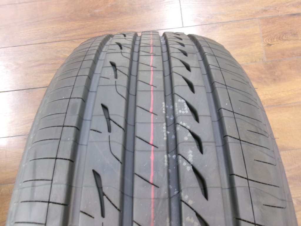 Bridgestone - Unused GR-X3 tires (235/45R18)