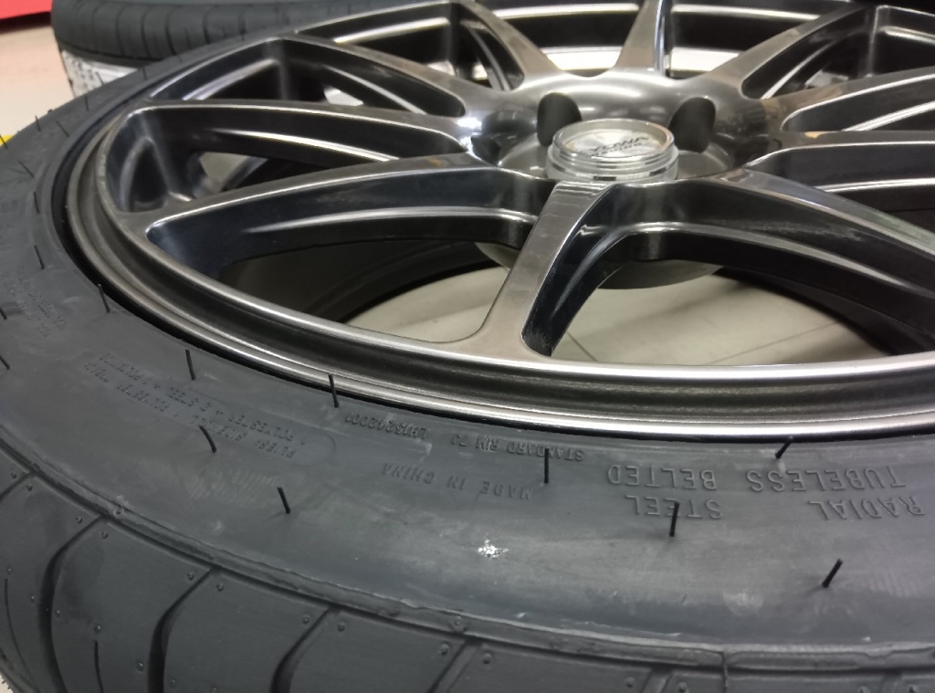 ☆ KYOWAレーシング KR1182 USEDタイヤ付 4本set ☆ Kyowa Racing - KR1182 / Brand new 18-inch set of 4 - Nengun