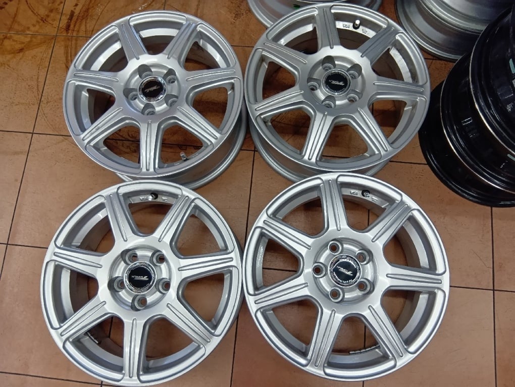 Bridgestone - TOPRUN 15-inch wheels (set of 4) - Nengun Performance