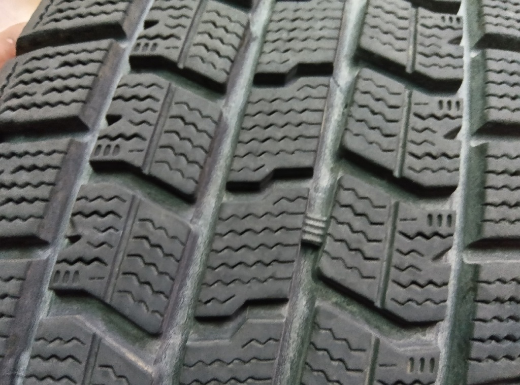 BADX - DOS/GY 15-inch studless tires (set of 4)