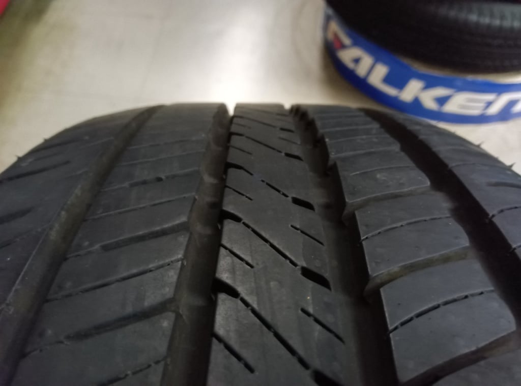 Dunlop - Used tires (225/65R17) 7mm, 2 pieces - Nengun Performance