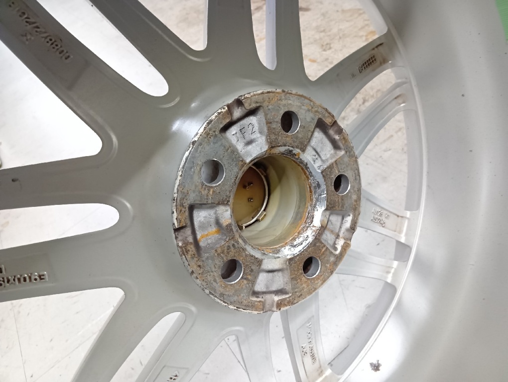 Audi - Audi A6 Genuine / MI 19-inch set of 4