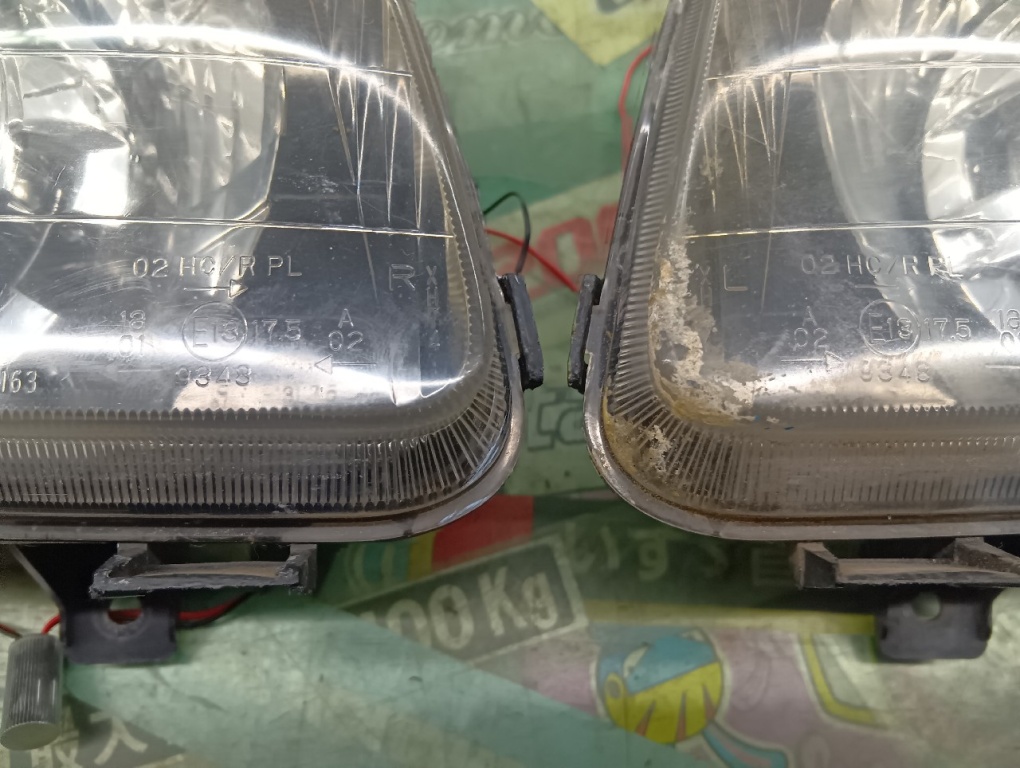 Daihatsu - Junk! Modified genuine L700 Mira headlights (left and