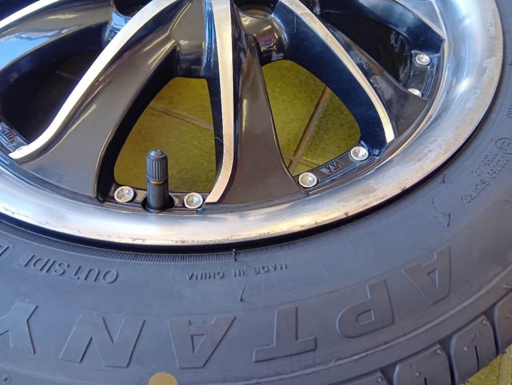 BADX - Avanzar/New 14-inch tires, set of 4