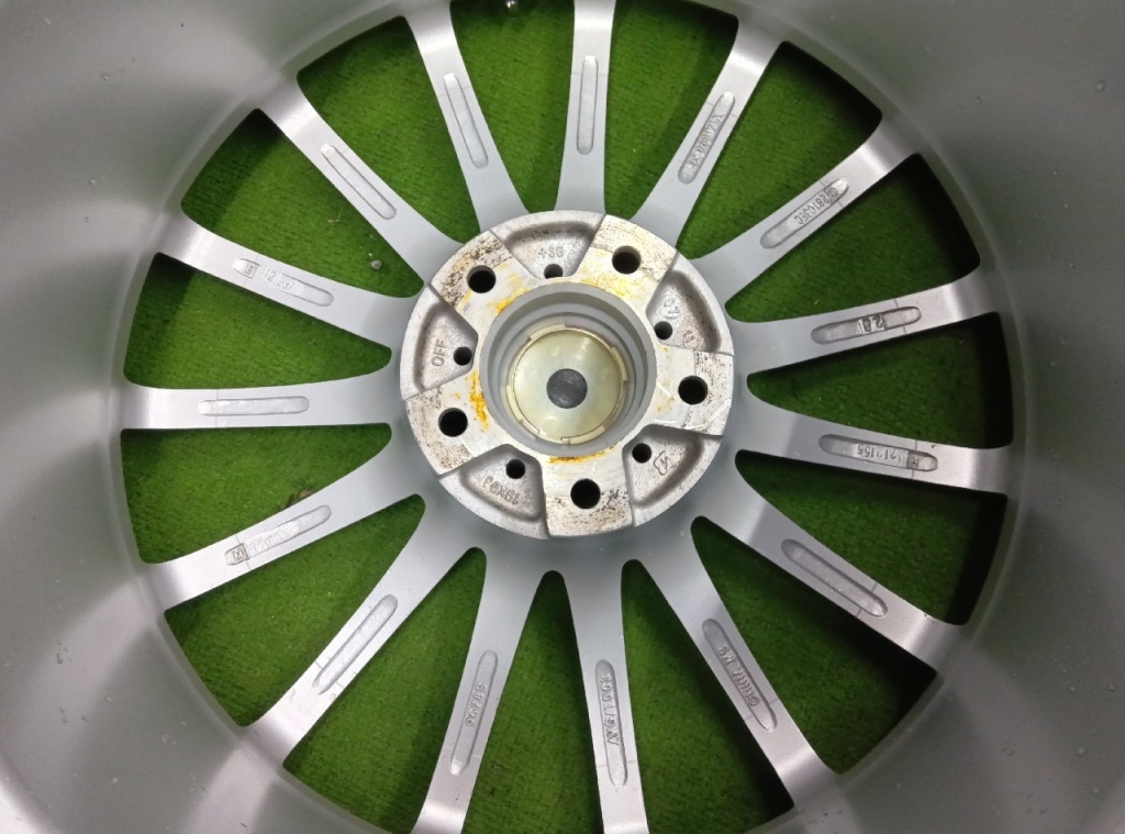 Bridgestone - AVANGRADE 19-inch wheels (set of 4) - Nengun Performance