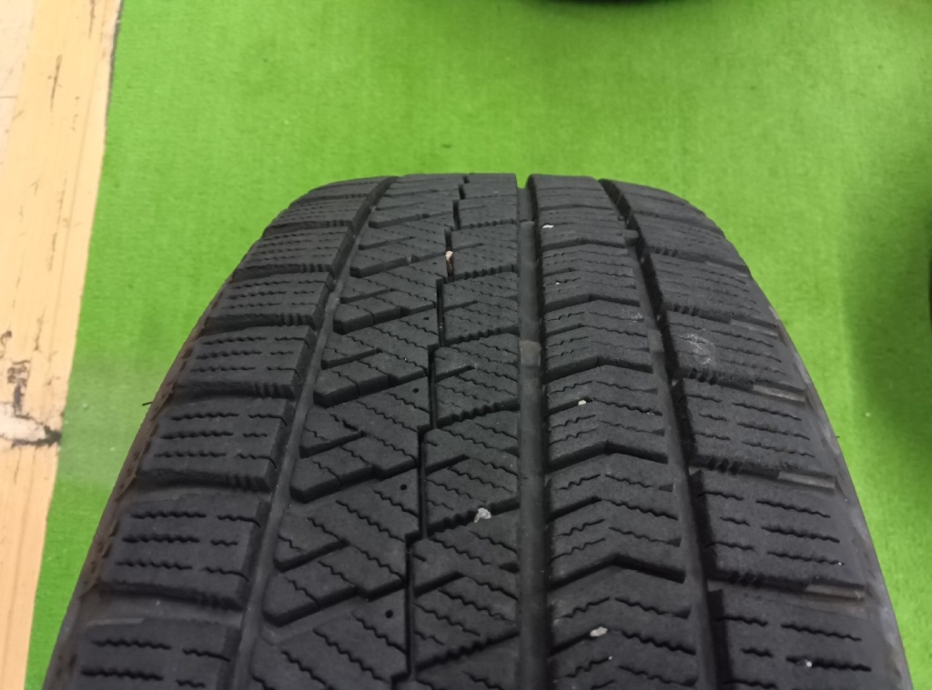 BRIDGESTON BALMINUM 17インチ スタッドレス Bridgestone - BALMINUM/BS 17-inch studless tires (set of 4