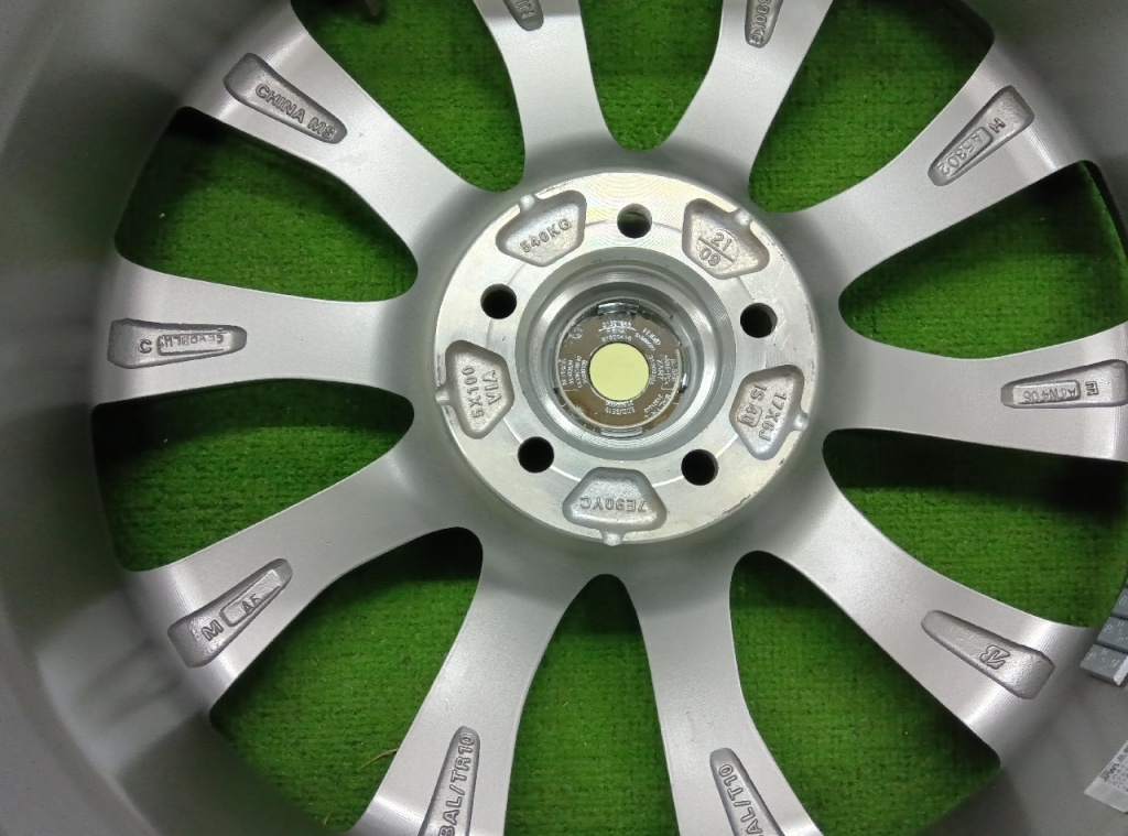 BRIDGESTONE BALMINUM 17インチホイール4個セット Bridgestone - BALMINUM 17-inch wheels (set of 4) - Nengun Performance
