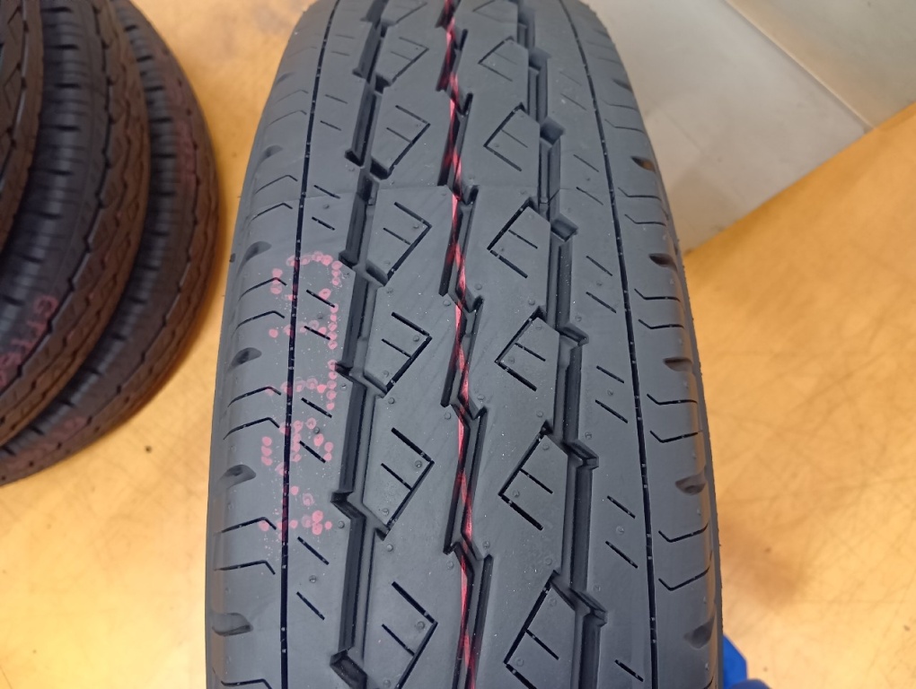 Bridgestone - Four unused tires (195/80R15 LT) - Nengun Performance