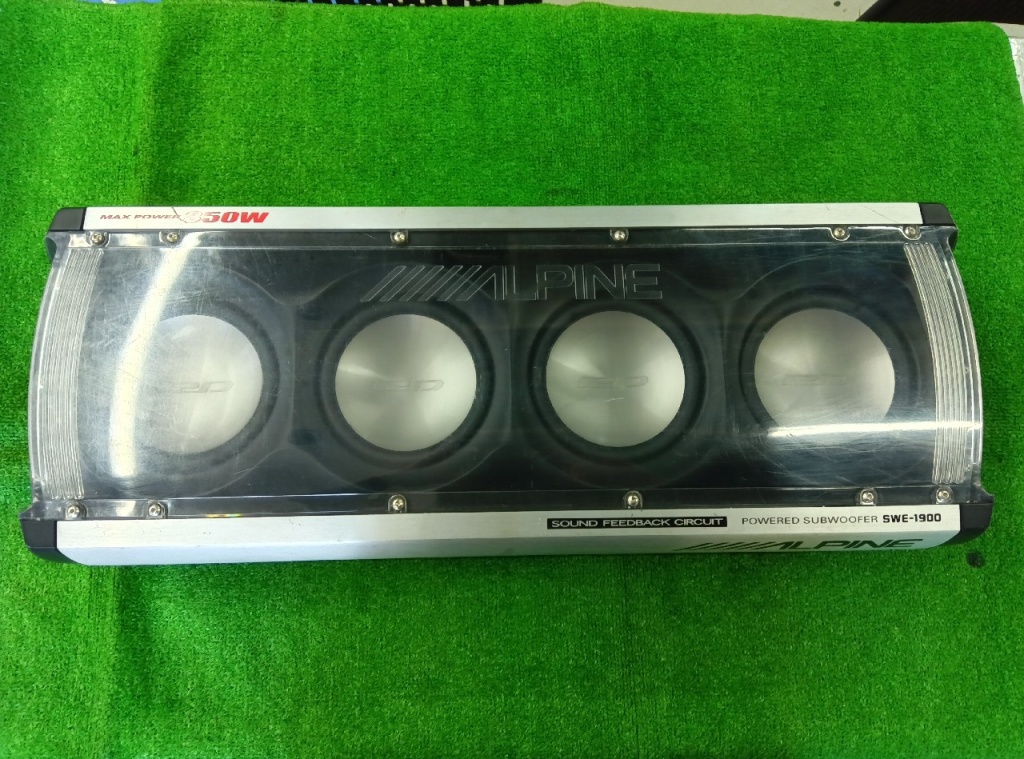 Alpine - Amplifier-equipped subwoofer (SWE-1900) - Nengun Performance