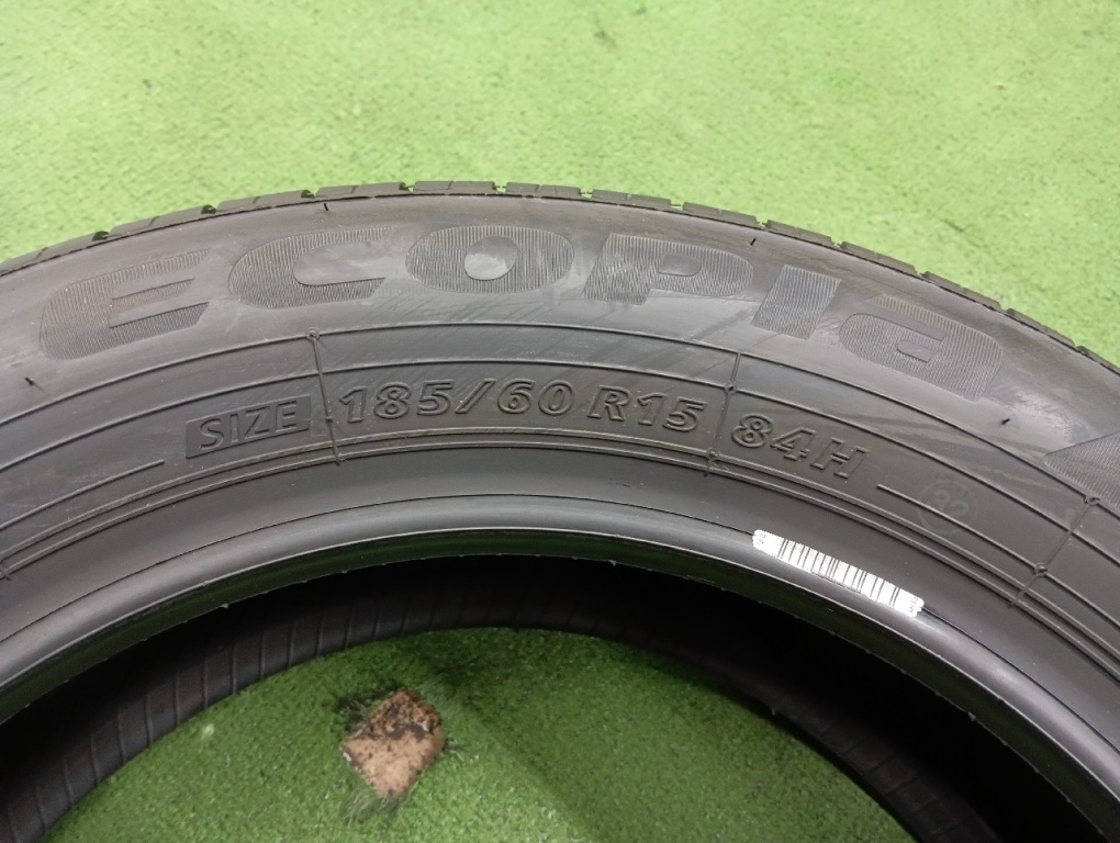 Bridgestone - Four unused NH200C tires (185/60R15) - Nengun