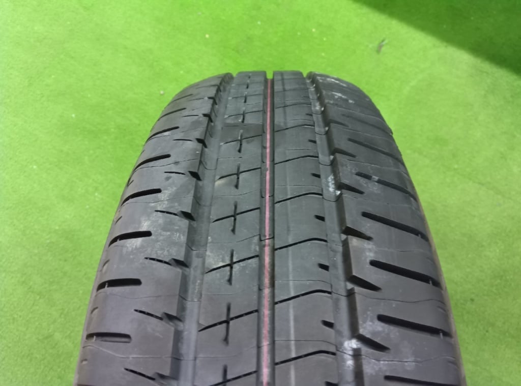Bridgestone - Four unused NH200C tires (175/70R14)