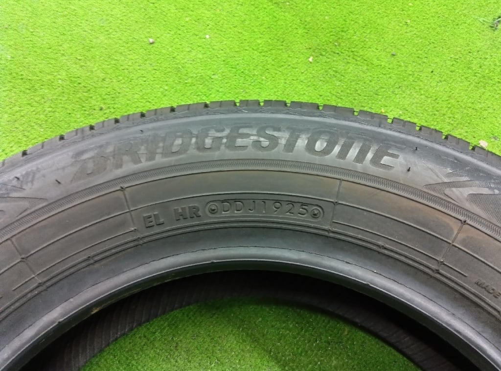 Bridgestone - Four unused NH200C tires (175/70R14)
