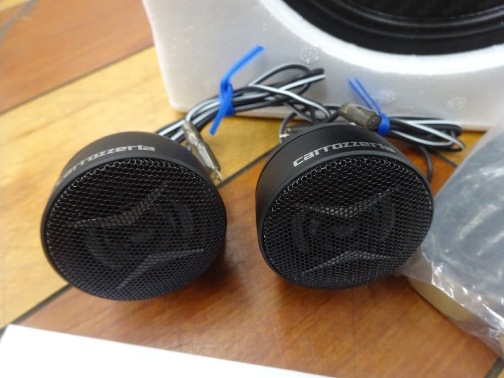 Carrozzeria - 17cm separate speakers (TS-F1740S?)