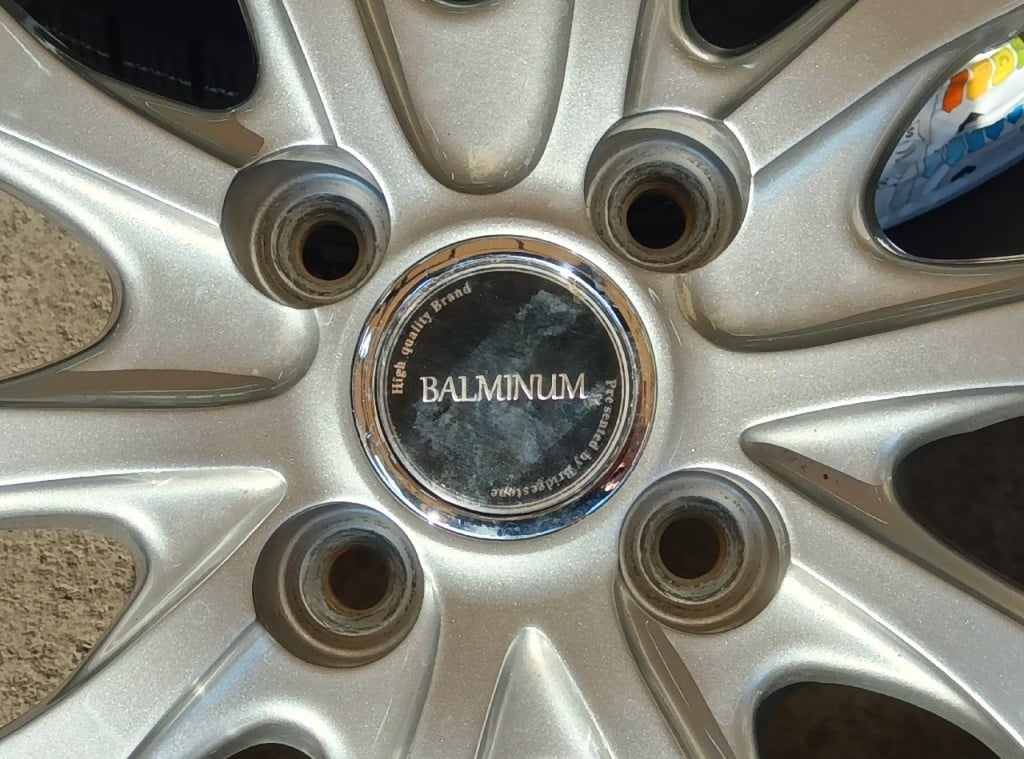 Bridgestone - BALMINUM/New Studless 14-inch Set of 4