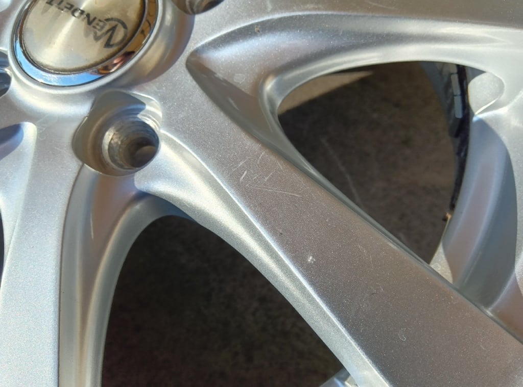 Autobacs - VENDETTA/New Studless 14-inch Set of 4